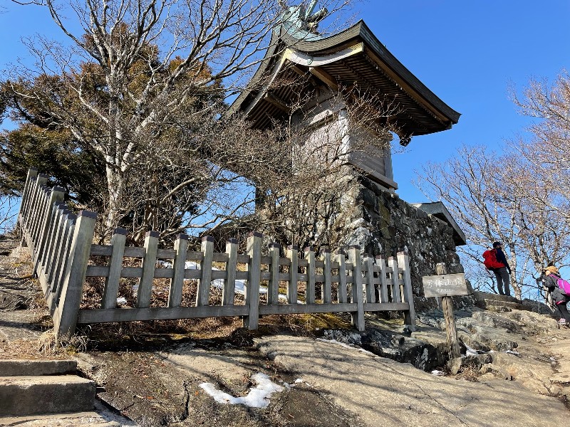 男体山の山頂